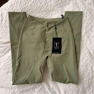 1stPhorm v waist leggings